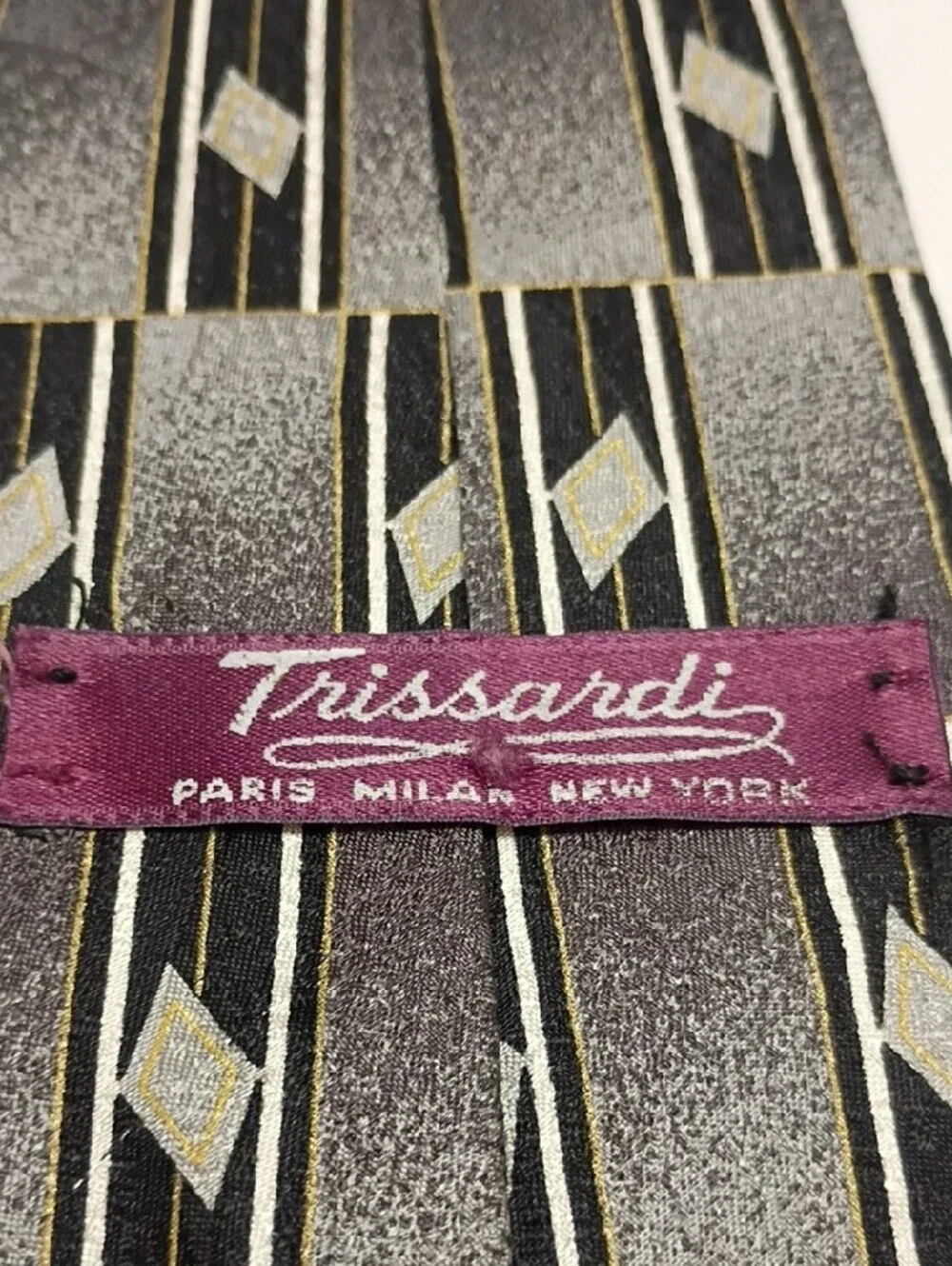 Trissardi Paris Milan New York Geometric Gray & Black Tie 55